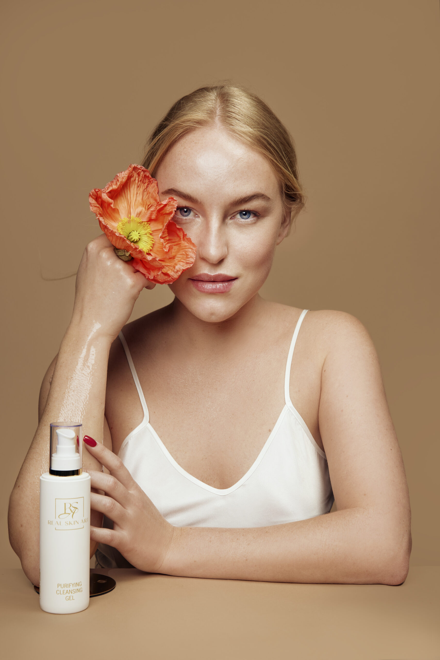 Purifying Cleansing Gel 150ml - Image 3